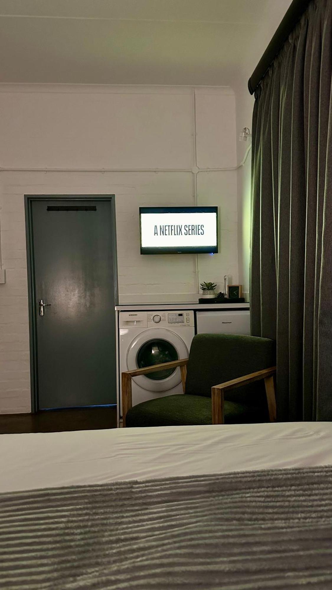 City Living Apartment 119 - Washer, 4K Tv, Fast Wifi, & Sunny Balcony Joanesburgo Exterior foto